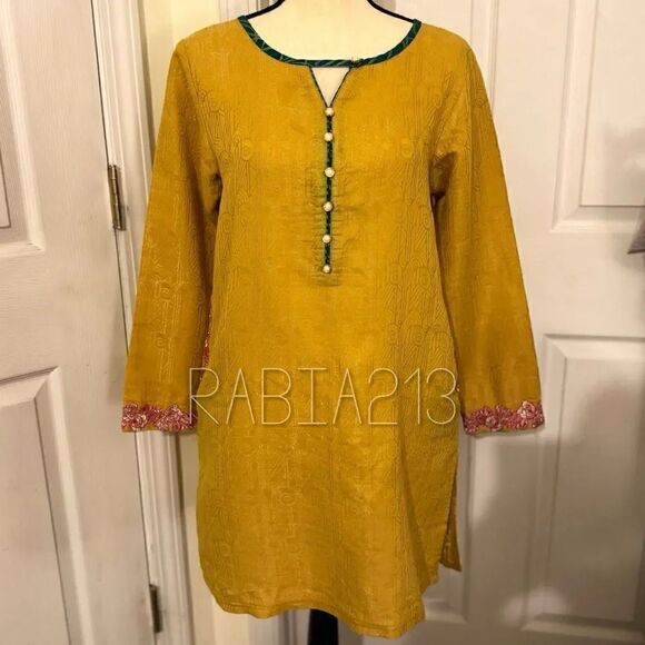 BEECHTREE PAKISTANI DESIGNER KURTA DRESS FLORAL EMBROIDERED 1 PIECE - Picture 1 of 6